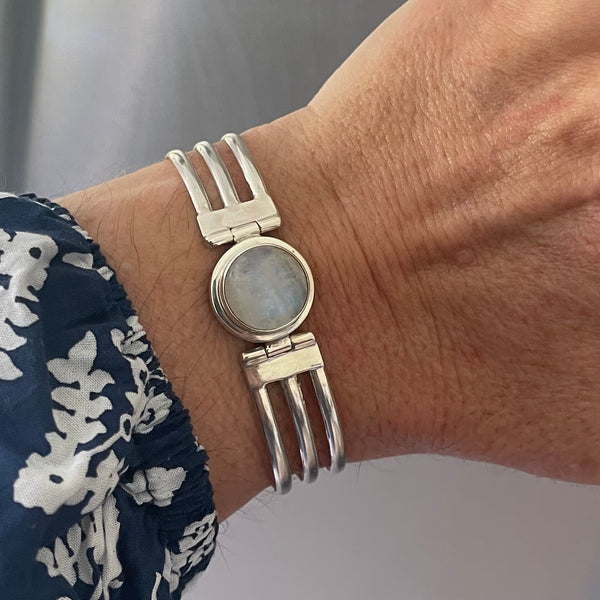 Santa Fe Triple Band Bracelet - Moonstone